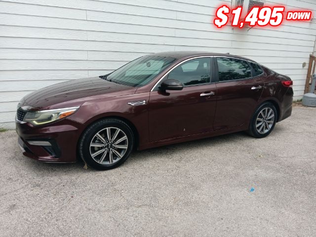 Kia Optima Vehicle Image 02