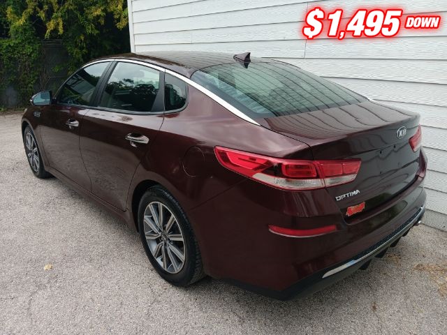 Kia Optima Vehicle Image 03