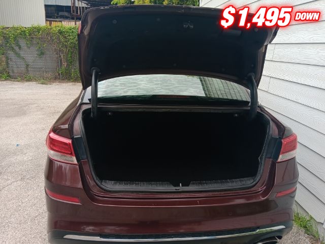 Kia Optima Vehicle Image 05