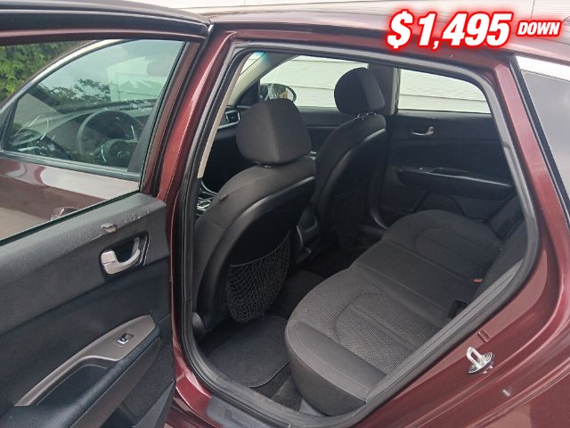 Kia Optima Vehicle Image 07