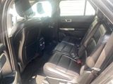 Ford Explorer Vehicle Image 02