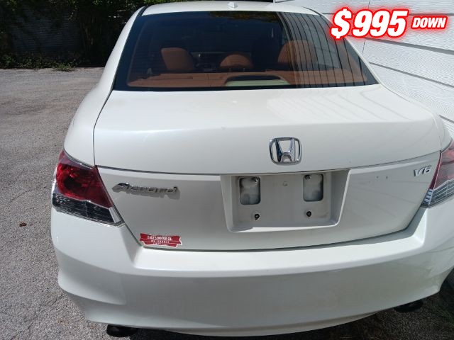 Honda Accord Sedan Vehicle Image 04