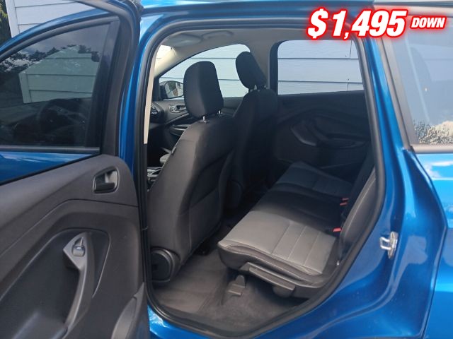 Ford Escape Vehicle Image 07