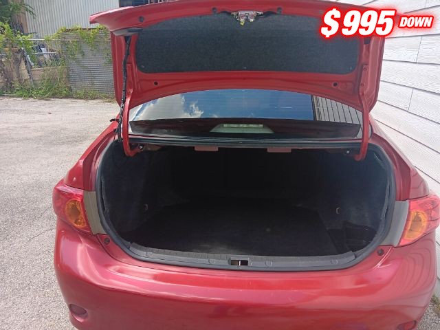 Toyota Corolla Vehicle Image 05