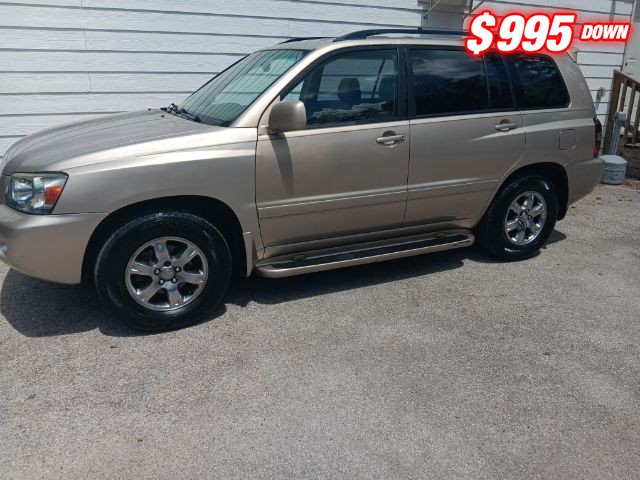 Toyota Highlander Vehicle Image 02