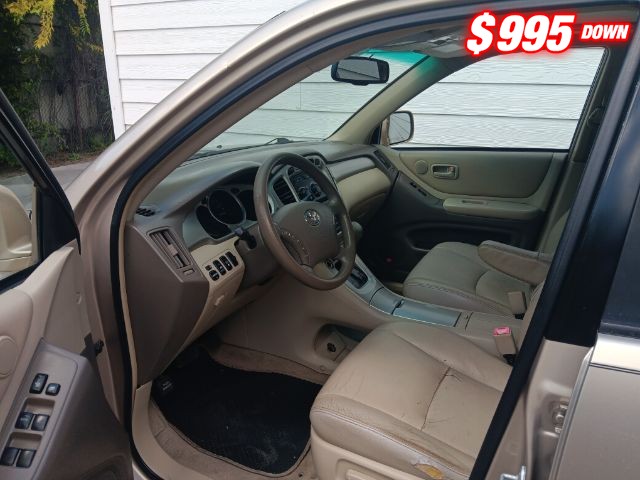 Toyota Highlander Vehicle Image 06