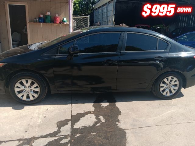 Honda Civic Sedan Vehicle Image 02