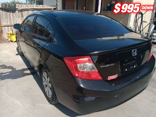 Honda Civic Sedan Vehicle Image 03
