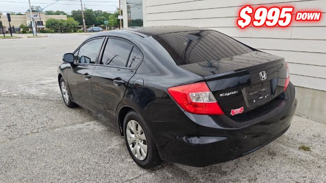 Honda Civic Sedan Vehicle Full-screen Gallery Image 08