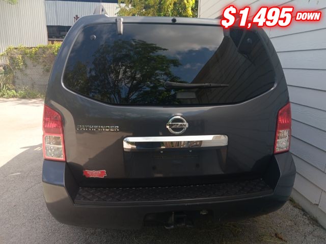 Nissan Pathfinder Vehicle Image 04