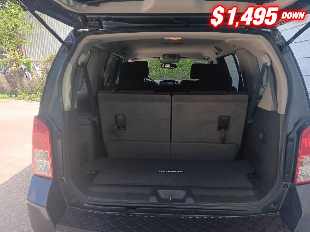 Nissan Pathfinder Vehicle Image 05