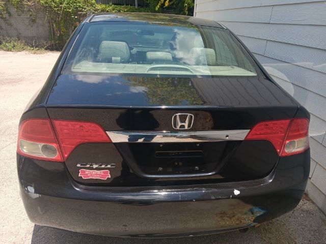 Honda Civic Sedan Vehicle Image 04