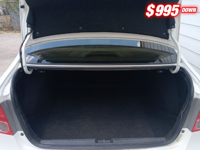 Honda Civic Sedan Vehicle Image 05