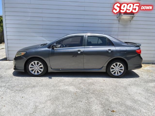 Toyota Corolla Vehicle Image 02