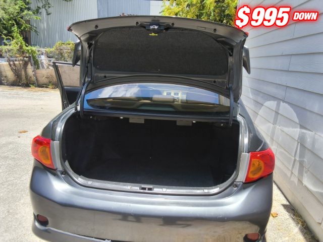 Toyota Corolla Vehicle Image 07