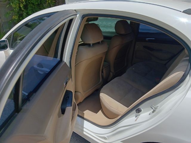 Honda Civic Sedan Vehicle Image 07