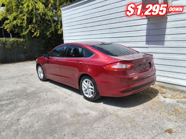 Ford Fusion Vehicle Image 03