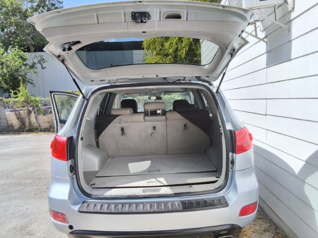 Hyundai Santa Fe Vehicle Image 07
