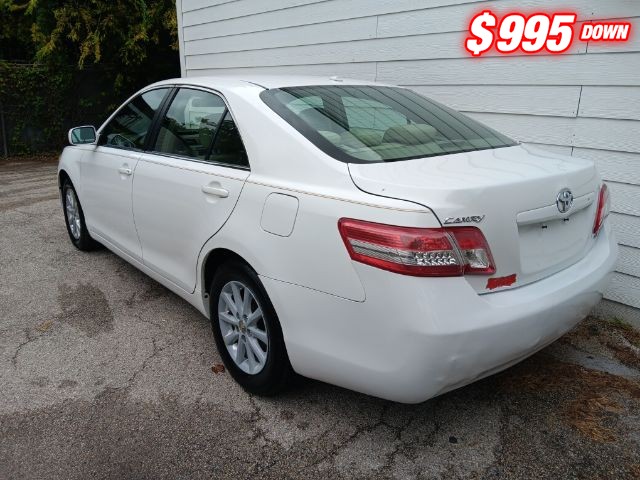 Toyota Camry Vehicle Image 03