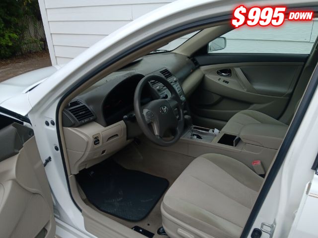 Toyota Camry Vehicle Image 06