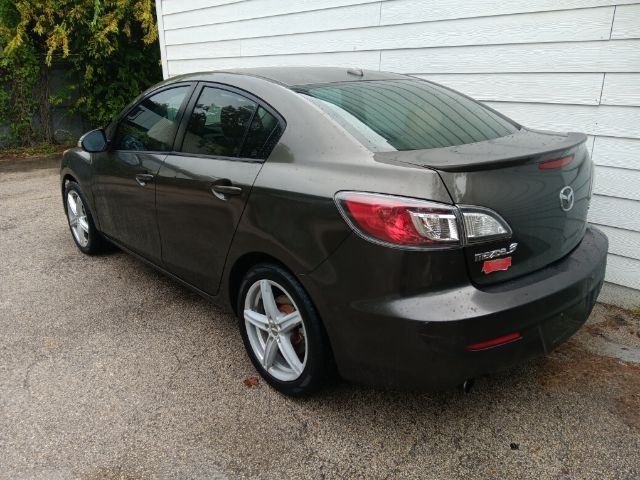 Mazda Mazda3 Sedan Vehicle Image 03