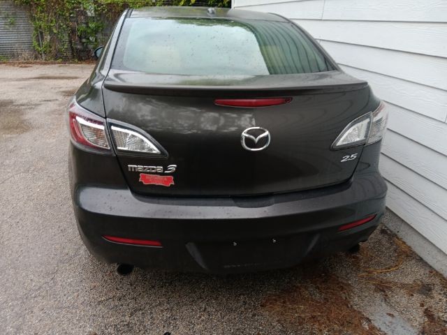 Mazda Mazda3 Sedan Vehicle Image 04