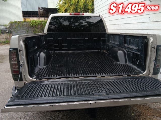 Chevrolet Silverado 1500 Vehicle Image 05