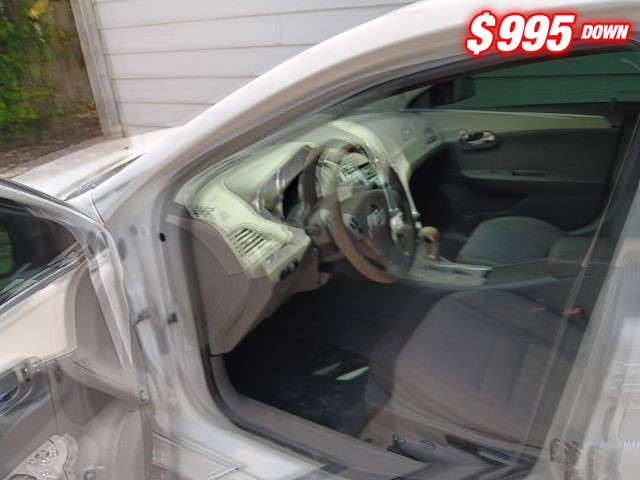 Chevrolet Malibu Vehicle Image 06