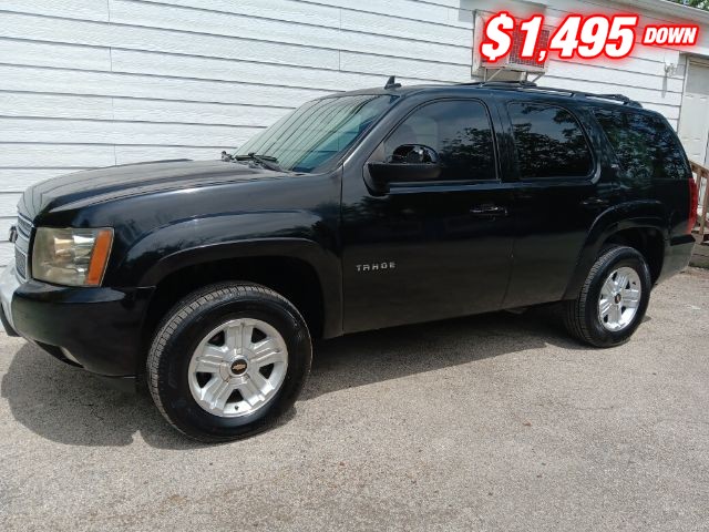 Chevrolet Tahoe Vehicle Image 02