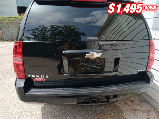 Chevrolet Tahoe Vehicle Image 03