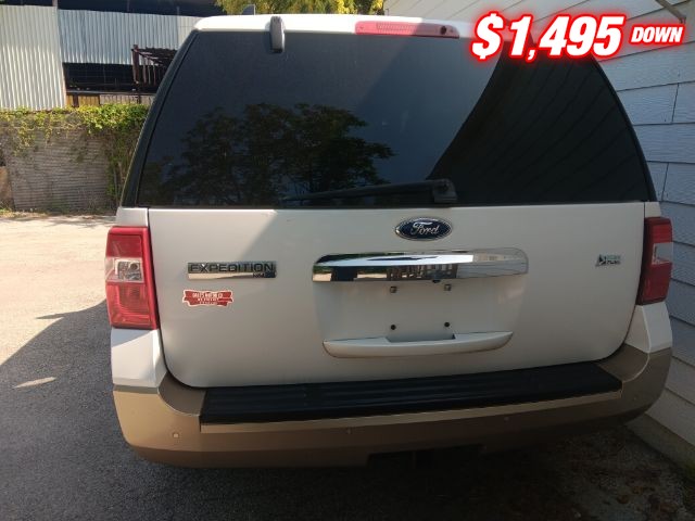 Ford Expedition Vehicle Image 04