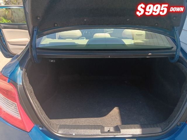 Honda Civic Coupe Vehicle Image 05