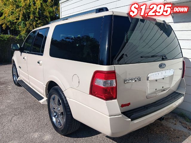 Ford Expedition EL Vehicle Image 03