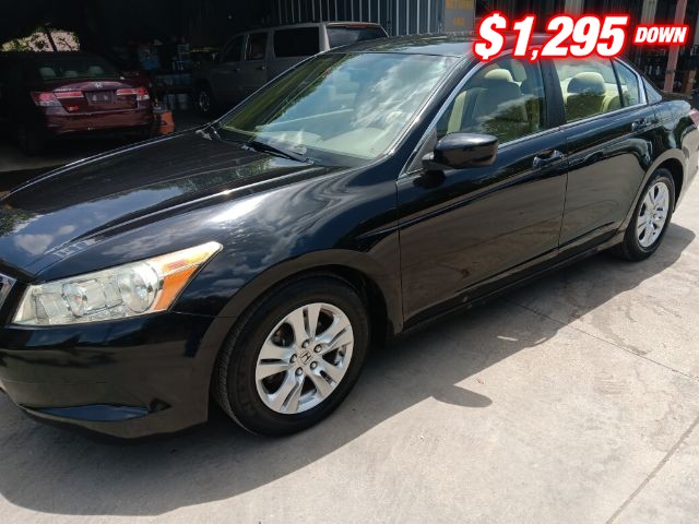 Honda Accord Sedan Vehicle Image 02