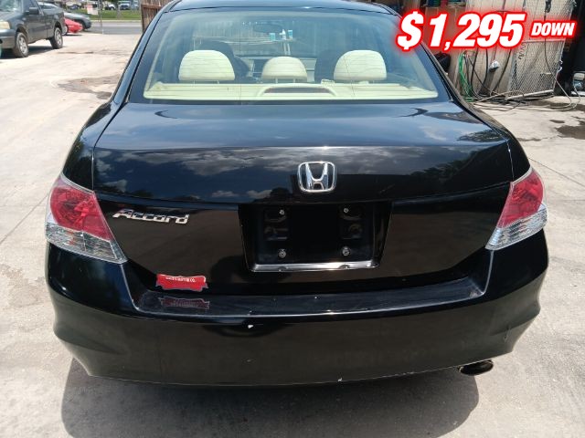 Honda Accord Sedan Vehicle Image 04