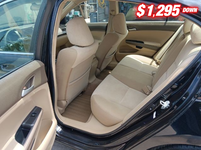 Honda Accord Sedan Vehicle Image 07