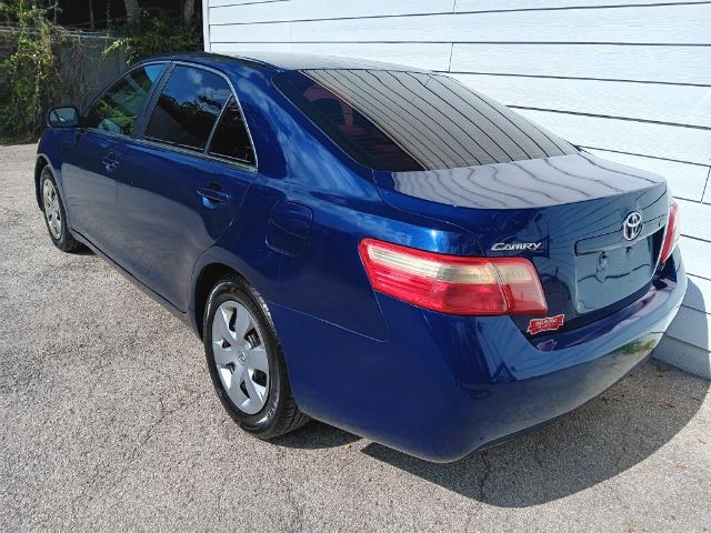 Toyota Camry Vehicle Image 03