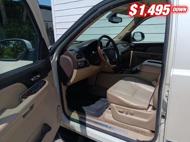 GMC YUKON Vehicle Image 06