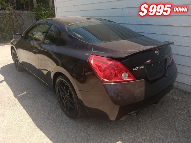 Nissan Altima Coupe Vehicle Image 03