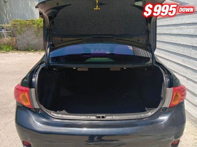 Toyota Corolla Vehicle Image 05