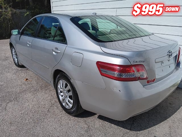 Toyota Camry Vehicle Image 03