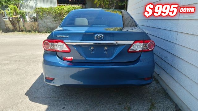 Toyota Corolla Vehicle Image 04