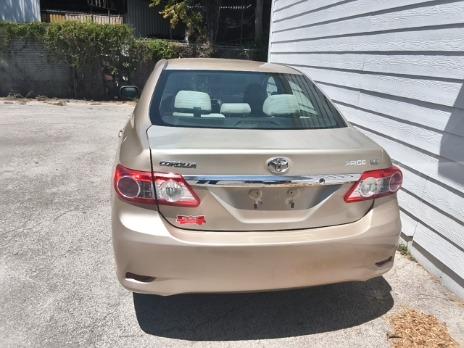 Toyota Corolla Vehicle Image 04