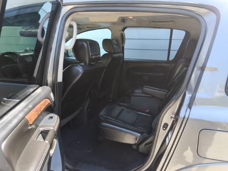 Nissan Armada Vehicle Image 07