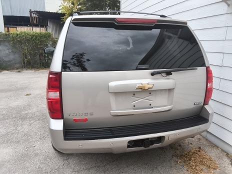 Chevrolet Tahoe Vehicle Image 04