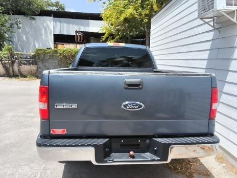 Ford F-150 Vehicle Image 02