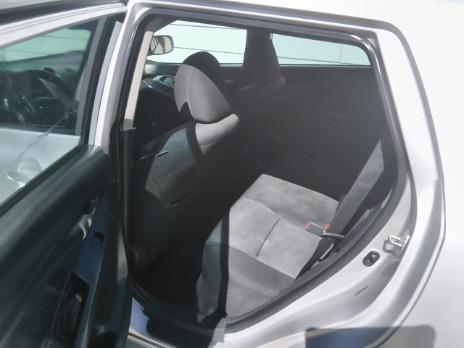 Toyota Matrix Vehicle Image 07