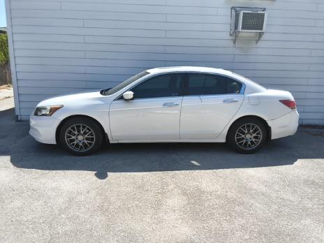 Honda Accord Sedan Vehicle Image 04