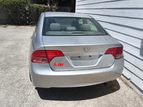 Honda Civic Sedan Vehicle Image 04
