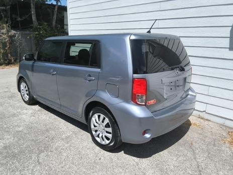 Scion xB Vehicle Image 02